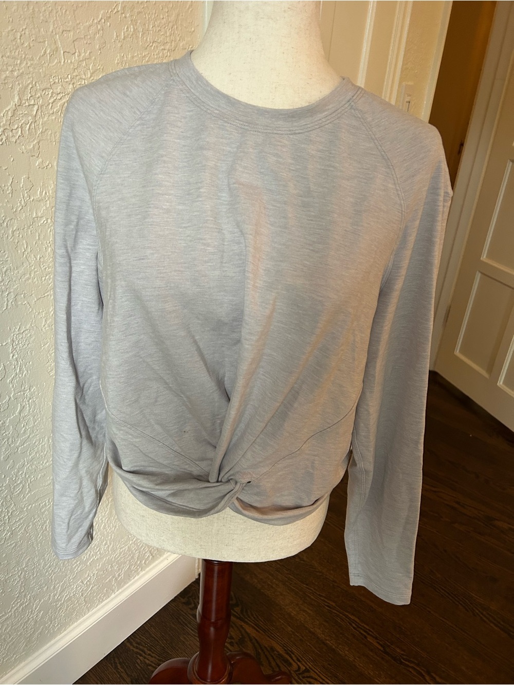 lululemon athletica Heather Gray Twist-Hem Long Sleeve Top